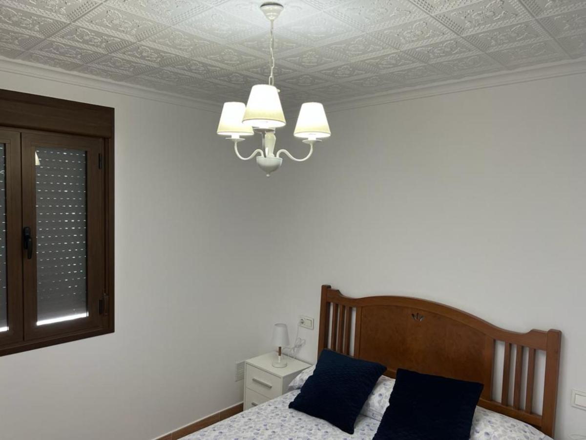 דירות Agradable Casa Familiar En Pliego. מראה חיצוני תמונה